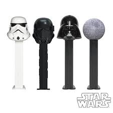 PEZ CANDY & DISPENSER - STAR WARS
